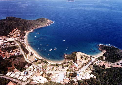 ����� Colonna Beach, ����