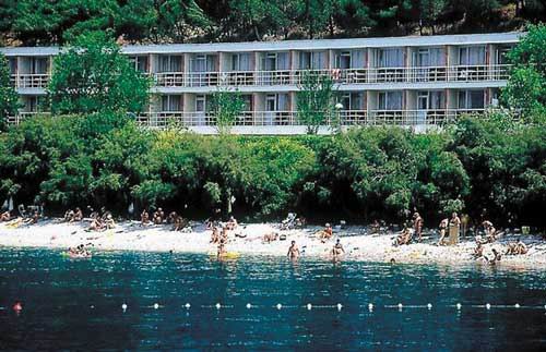 ����� Brzet Omis, ����