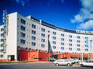 ����� Ramada Airport, ����