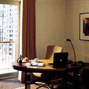 ����� Radisson Plaza, ����