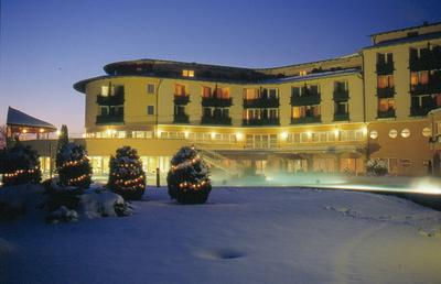 ����� Rogner Hotel & Spa Lotus Therme, ����