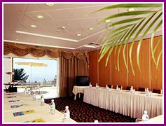 ����� Nazareth Gardens, ����