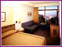 ����� Nazareth Gardens, ����