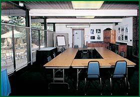 ����� Aspen Square Condominiums, ����
