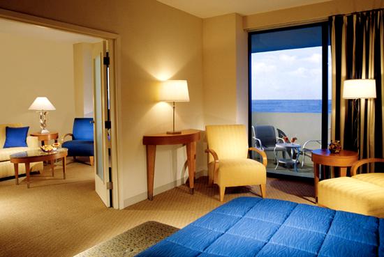 ����� Sheraton Bal Harbour Beach Resort, ����