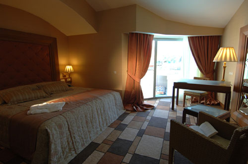 ����� Sungate Port Royal Deluxe Resort, ����