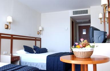 ����� Emir Beach, ����