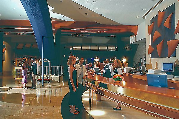 ����� Gloria Palace Amadores, ����
