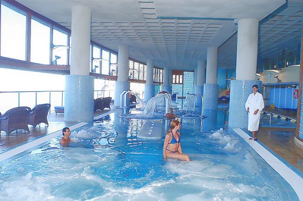 ����� Gloria Palace Amadores, ����