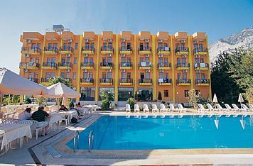 ����� Larissa Celik Inn, ����