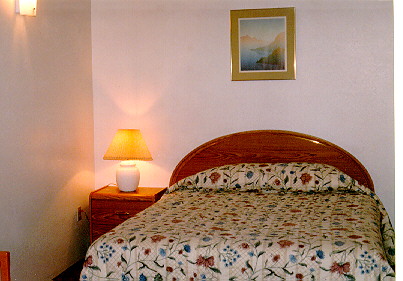 ����� Golden North Motel, ����