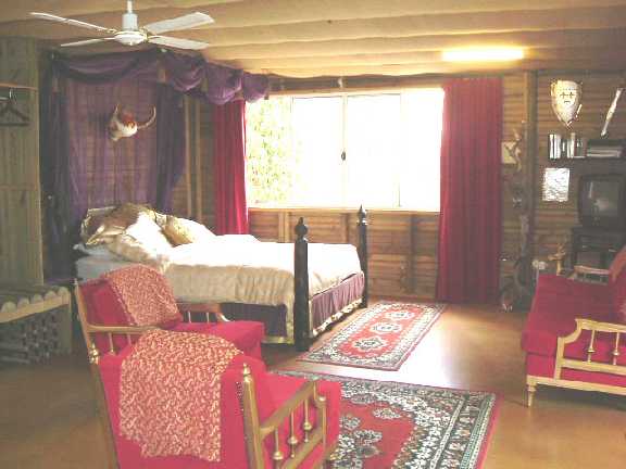 ����� Tintagel Nudist Resort, ����