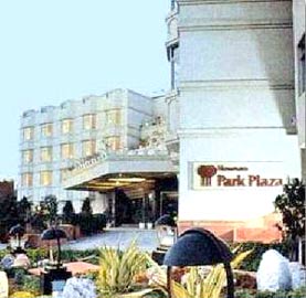 ����� Howard Park Plaza, ����