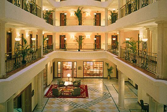 ����� Sheraton ITC Windsor Manor, ����