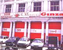 ����� York, ����