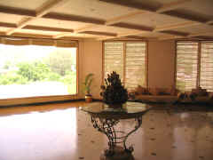 ����� KK Royal Days Inn, ����