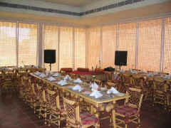 ����� KK Royal Days Inn, ����