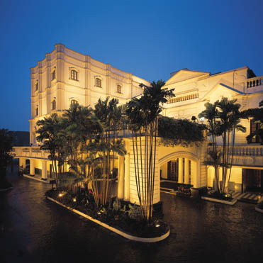 ����� The Oberoi Grand, ����