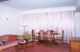 ����� Peerless Inn, ����