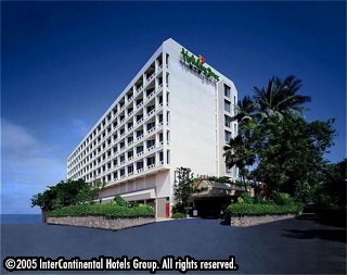 ����� Holiday Inn Bombay, ����