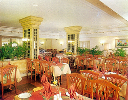 ����� Abad Plaza, ����