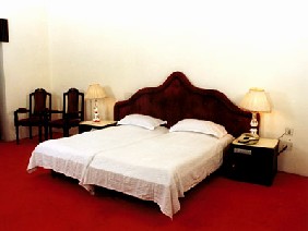 ����� Aranya Nivas Periyar, ����