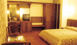 ����� Yuvarani Residency, ����