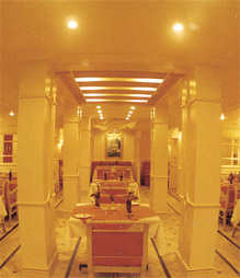 ����� Yuvarani Residency, ����