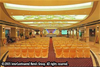����� Crown Plaza Surya, ����