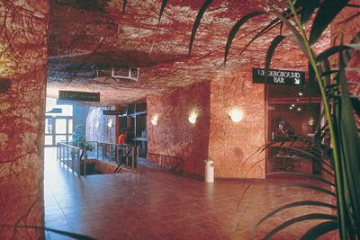 ����� Desert Cave, ����