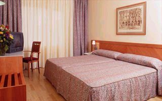����� Catalonia Corcega, ����