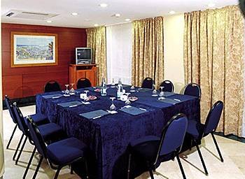 ����� NH Duc de la Victoria, ����