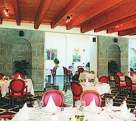 ����� Golden Tulip Hotel Yerevan, ����