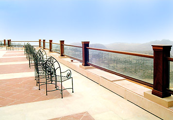 ����� Petra Marriott, ����