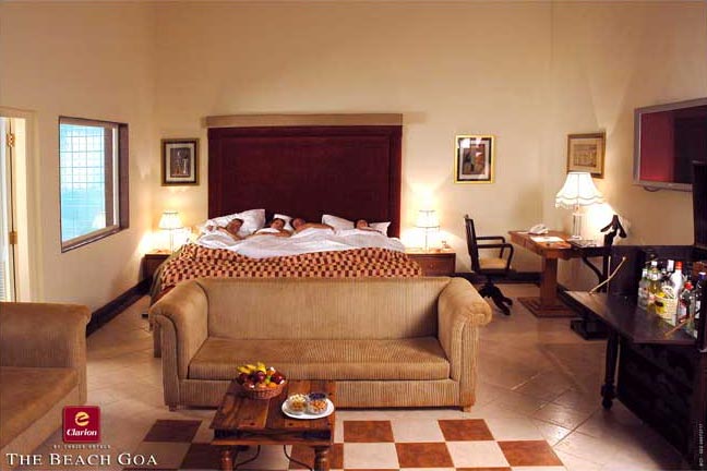 ����� Clarion The Beach, ����