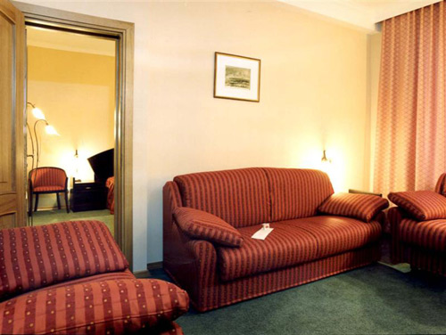 ����� Nobil Club Hotel, ����
