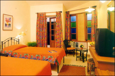 ����� Heritage Village Club, ����