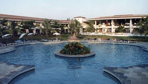 ����� Holiday Inn Resort, ����