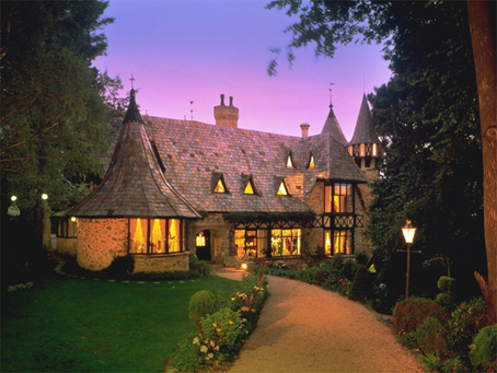����� Thorngrove Manor, ����