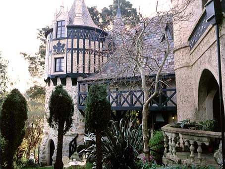 ����� Thorngrove Manor, ����