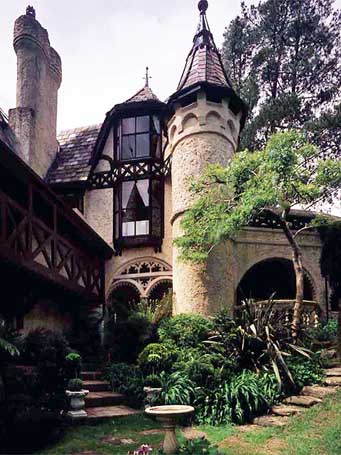 ����� Thorngrove Manor, ����