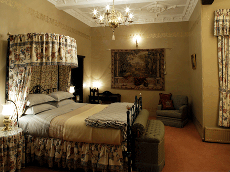����� Thorngrove Manor, ����