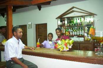 ����� Manda Beach, ����