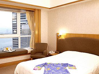 ����� Novotel Century Harbourview, ����