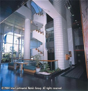 ����� Holiday Inn Garden Court Marine Parade, ����