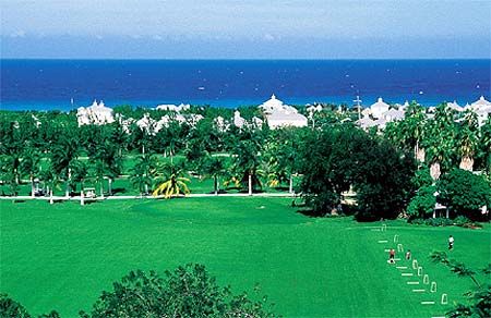 ����� Half Moon Resort, ����