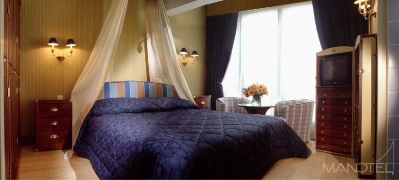 ����� Royal Manotel, ����