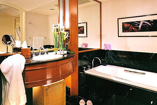����� Sheraton On The Park, ����