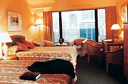 ����� Sydney Marriott, ����