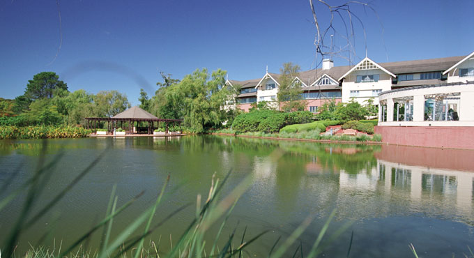 ����� Peppers Fairmont Resort, ����